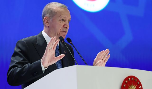 Erdoğan: Darbecileri unutmayacağız ve affetmeyeceğiz!