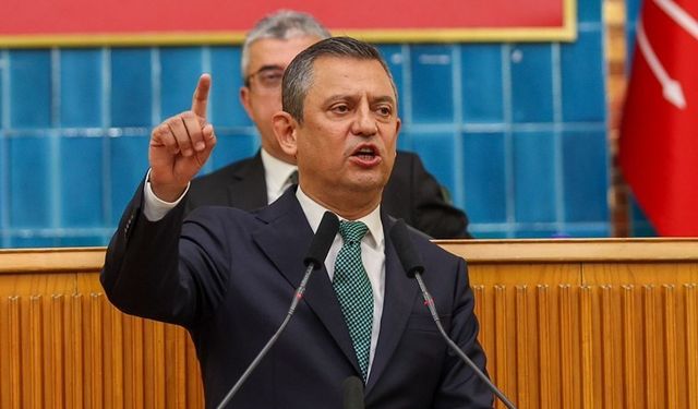 Özgür Özel: Hastalarımızın cebini yakan ilaç fiyatları var