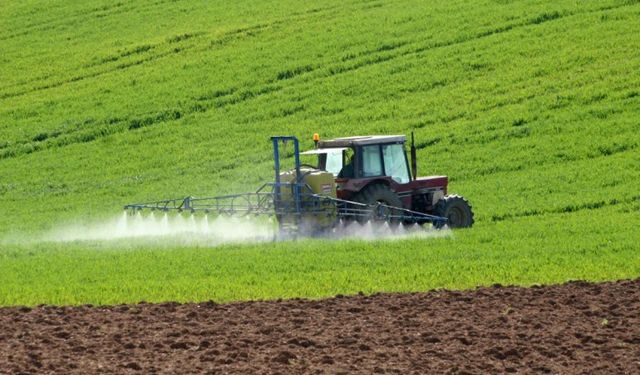 Tarım arazileri yeni yatırımlarla suyla buluşuyor