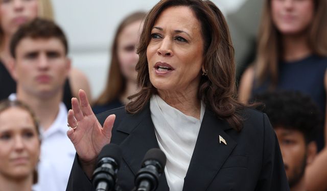 Demokrat Parti'den Kamala Harris'e tam destek