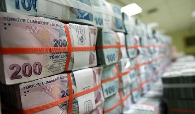 Hazine, iki ihalede 26,8 milyar lira borçlandı