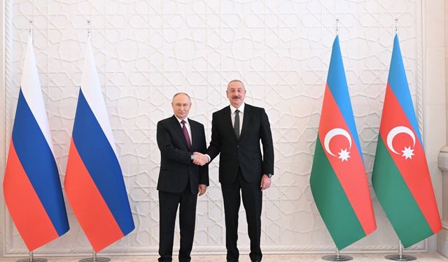 Putin ve Aliyev, Bakü'de görüştü!