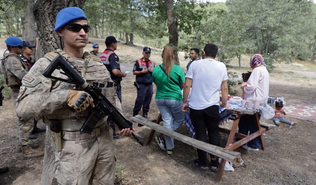 Jandarma orman yangınlarına karşı teyakkuzda