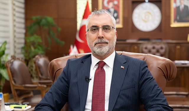 Bakan Işıkhan'dan açıklama geldi: Mesai saatleri kısalıyor mu?