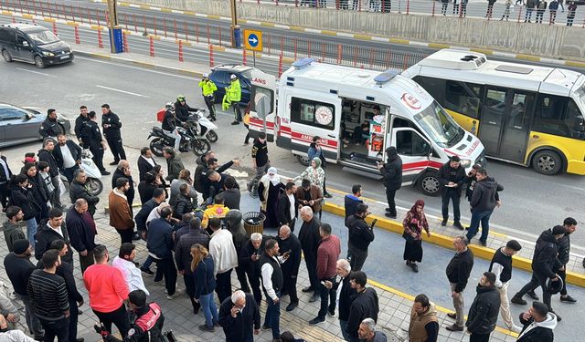 Adliye çıkışı silahlı saldırı:  1'i avukat 4 yaralı!