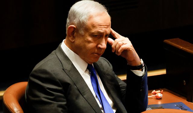 Netanyahu yolsuzluk davası için aralık ayında ifade verecek!