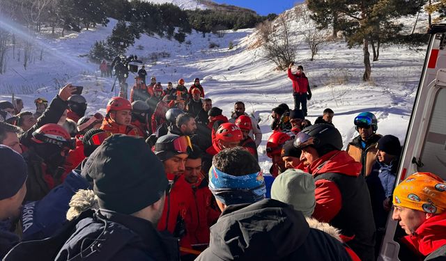 Palandöken'de çığ düştü!