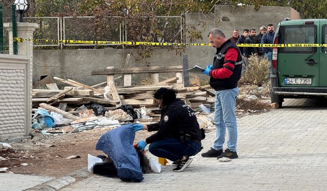 Yine koca vahşeti: Eşini yeni aldıkları evin önünde öldürdü!