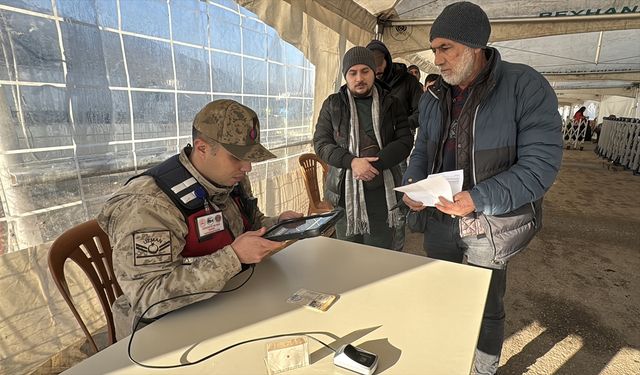 Suriyeliler Hatay'daki 3 sınır kapısını kullanıyor!