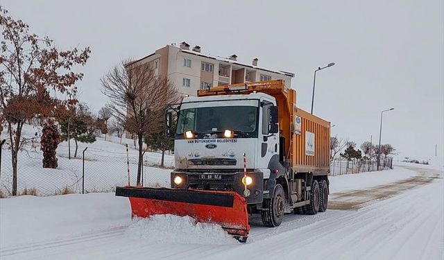 3 kentte 293 yerleşim birimine ulaşım sağlanamıyor!