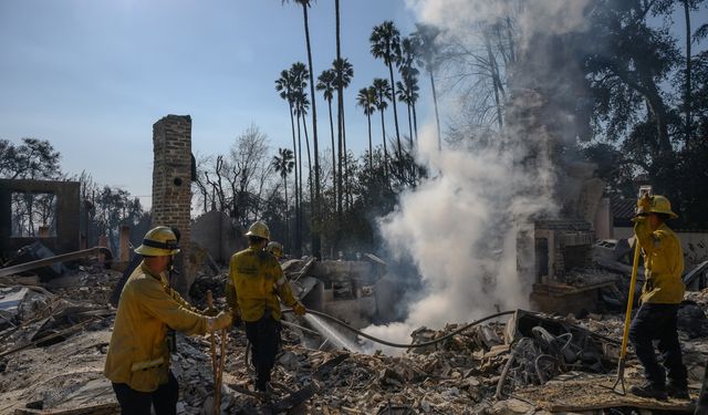 Los Angeles'taki yangınlarda ölü sayısı artıyor!