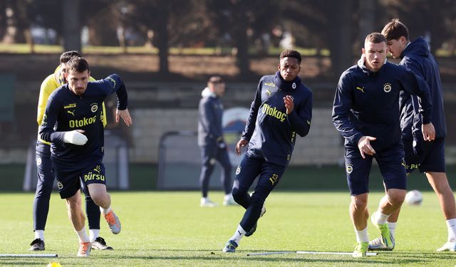 Fenerbahçe'nin kamp kadrosu açıklandı!