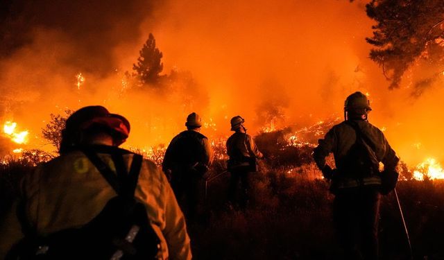 Los Angeles'taki yangınlarda ölü sayısı artıyor!