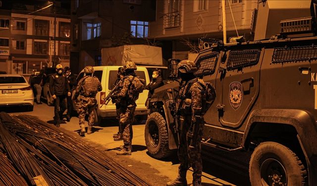 77 ilde zehir tacirlerine operasyon: Bin 713 gözaltı!