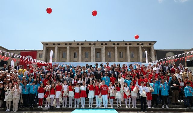 TBMM'de '7 Bölge 7 Eser 23 Nisan Konseri' düzenlendi!