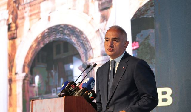 Bakan Ersoy: 2025 turizmde yeni rekorlar kıracağımız bir yıl olacak!