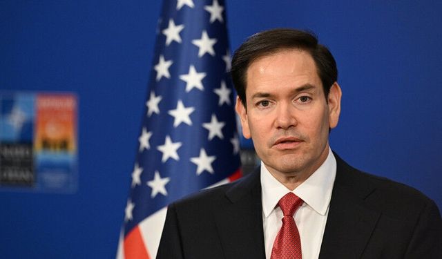 Rubio futbola da müdahale ediyor