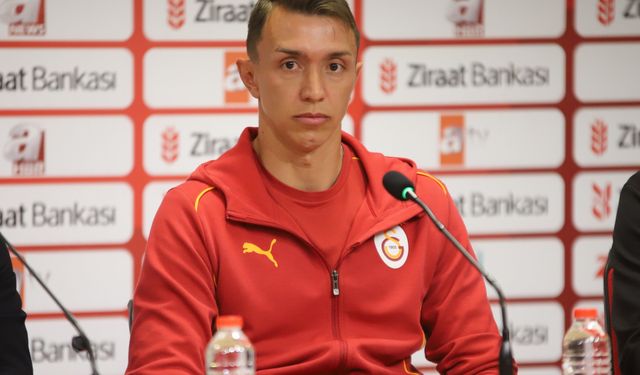 Muslera maç devam ederken korkutucu bir an yaşadı