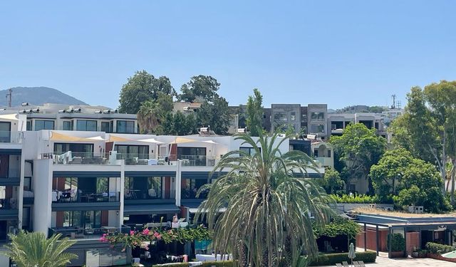 Bodrum’da Kaçak Yapı Skandalı: Ruhsatsız Katlar Fahiş Fiyatlara Kiraya Veriliyor!