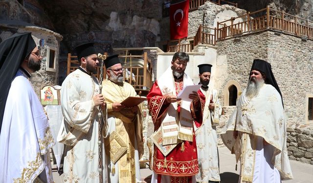 Sümela Manastırı'nda 12'nci kez ayin yapıldı!