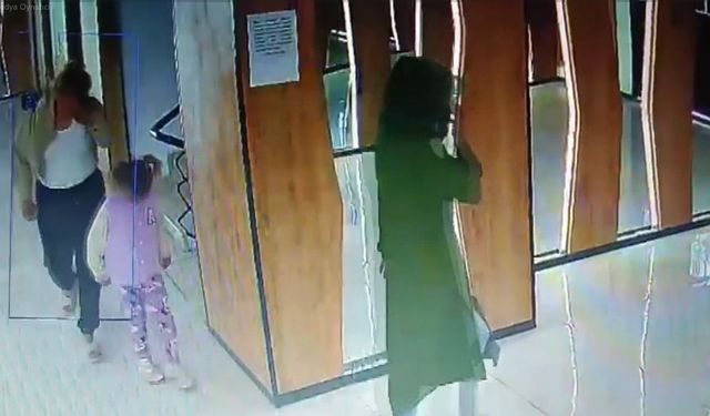 1 milyon TL değerinde ziynet eşyası çalan kadın hırsızlar kamerada