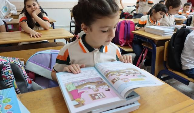 Tekin'den "Ara tatil kaldırılacak mı?" sorusuna yanıt