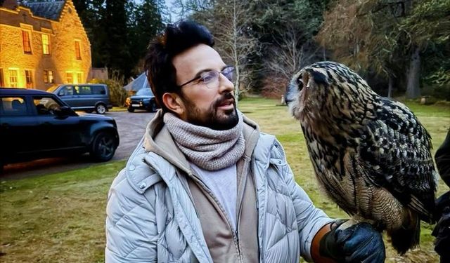 Tarkan'dan baykuşlu pozlar!