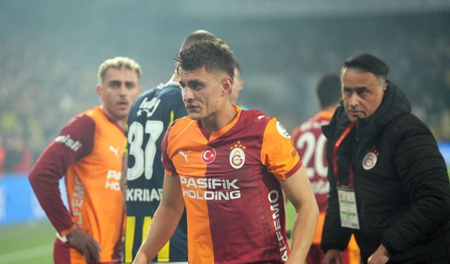 Galatasaraylı Kazımcan'ın gözüne çakmak atan taraftar yakalandı