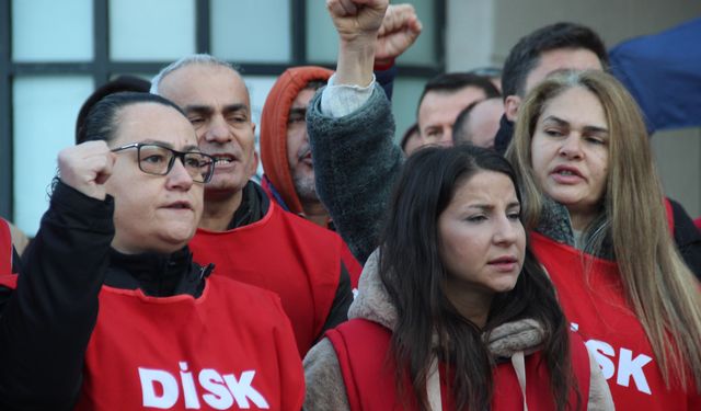 İzmir Büyükşehir işçileri eylemde!