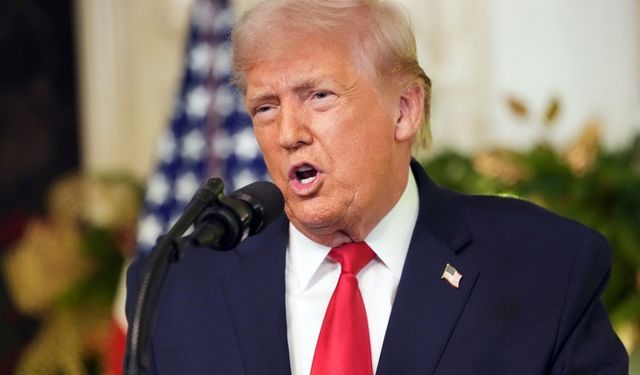 Trump'tan ABD askerine bin 776 dolar ikramiye