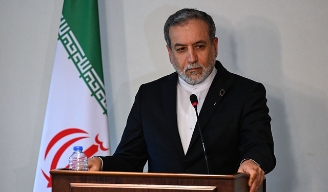 İran Dışişleri Bakanınden Trump'a diplomasi çağrısı!