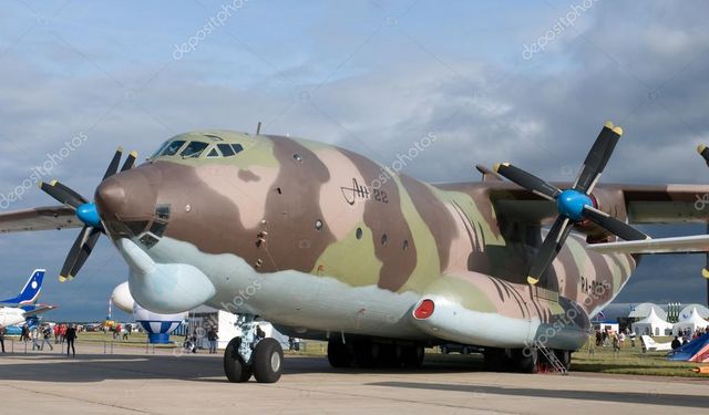 7 mürettebatlı askeri nakliye uçağı düştü!