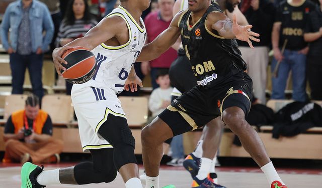 Fenerbahçe'den Fransa'da tarihi zafer