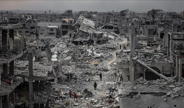 İsrail'in Gazze Şeridi'ndeki soykırımında 352 bin konut yıkıldı!