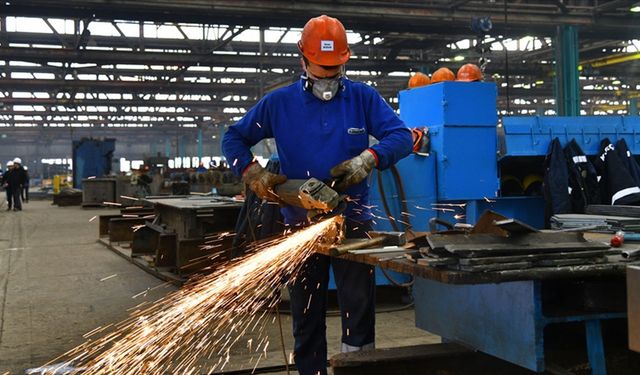 Türkiye ekonomisi yüzde 3,7 büyüdü