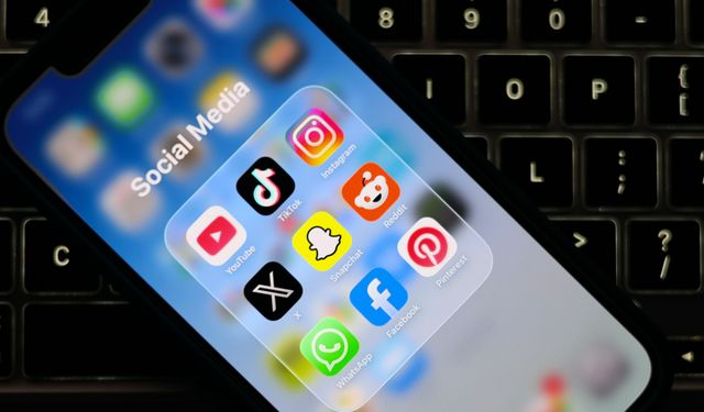 15 yaş altına sosyal medya yasaklandı!