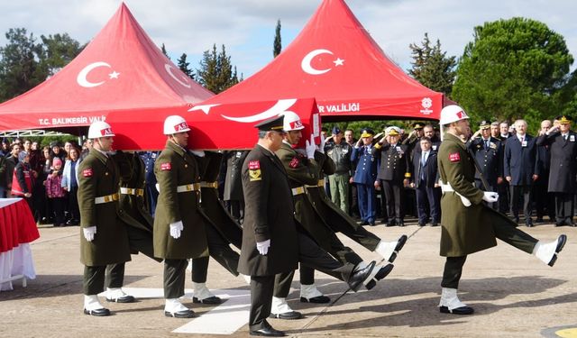 Şehit F-16 pilotunun cenazesi memleketine uğurlandı