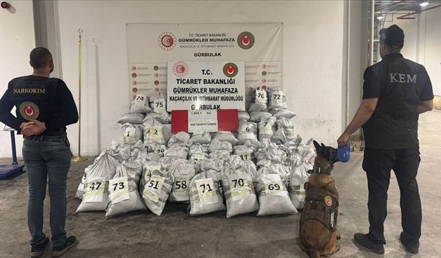 Gümrük Muhafaza ekipleri yüzlerce kilo uyuşturucu ele geçirdi!