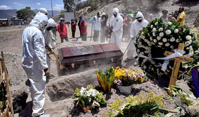 Çete üyesi sanılarak kaçırılan 10 madenciden 5'inin cesedi bulundu
