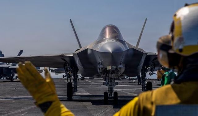 Orta Doğu'daki üslere 300'den fazla askeri uçak konuşlandırıldı!