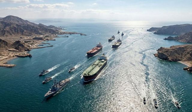 Hürmüz Boğazı'nda gemi geçişi yüzde 90 azaldı!