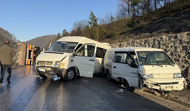 Zonguldak-Ankara yolunda peş peşe kaza!
