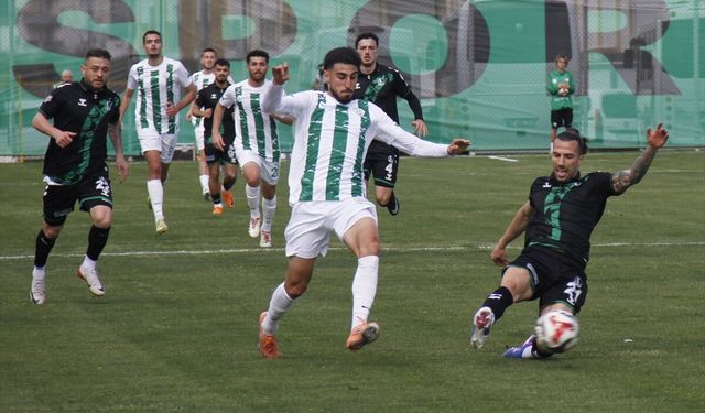 Sakaryaspor'un umutları Serik'te söndü!