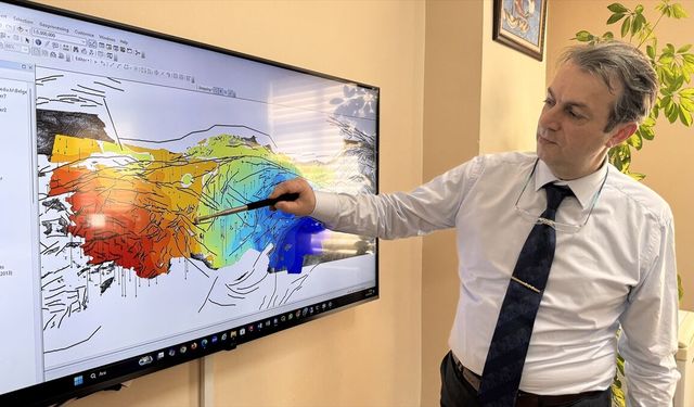 Doğu ile batısı arasında farklı yönlerde yer hareketi belirlendi!
