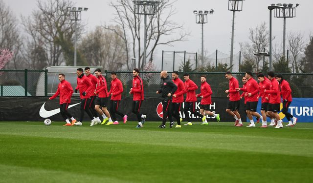 Milli Takım, Romanya maçı hazırlıklarını sürdürdü