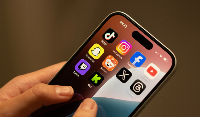 15 yaş altı çocuklara sosyal medya yasağı geliyor