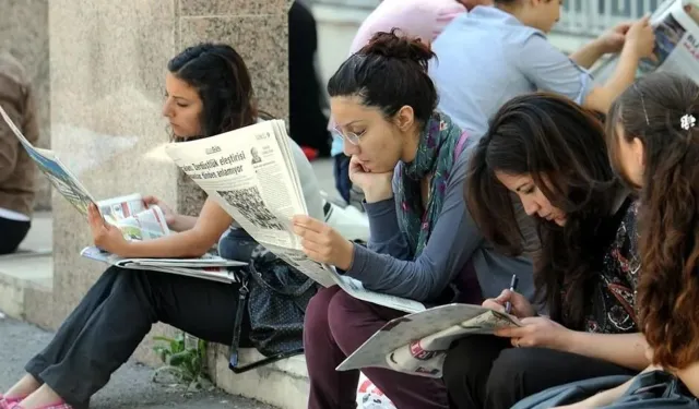 Türkiye’de gençlerin gelecek kaygısı büyüyor