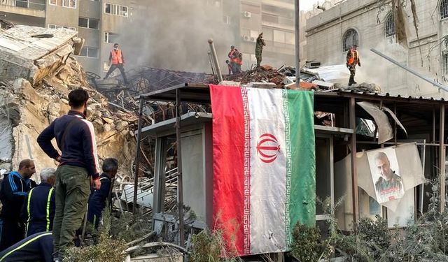 İran Eğitim Bakanlığı: 278 öğrenci ve 67 öğretmen hayatını kaybetti!