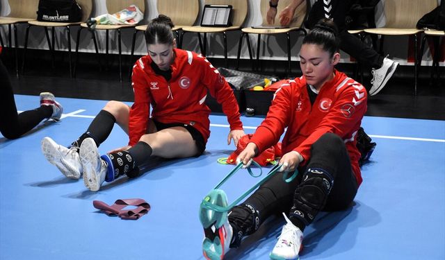 A Milli Kadınlar Macaristan mücadelesine odaklandı!