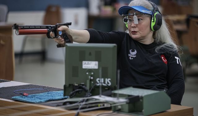 Milli para atıcı Aysel Özgan'ın hedefi rekorlar!